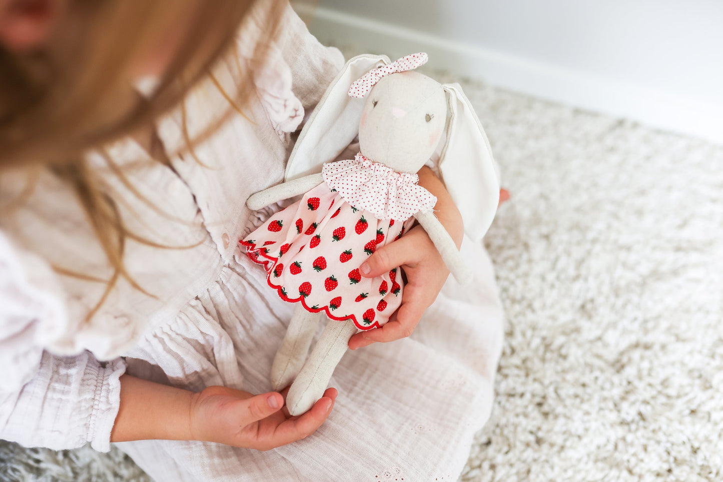 Aubrey Baby Bunny Strawberries 27cm