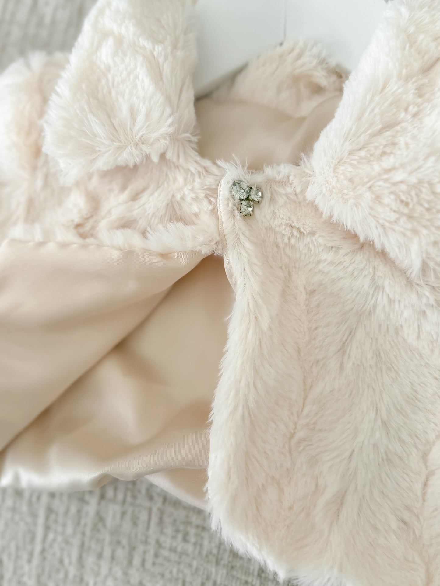 Fur bolero